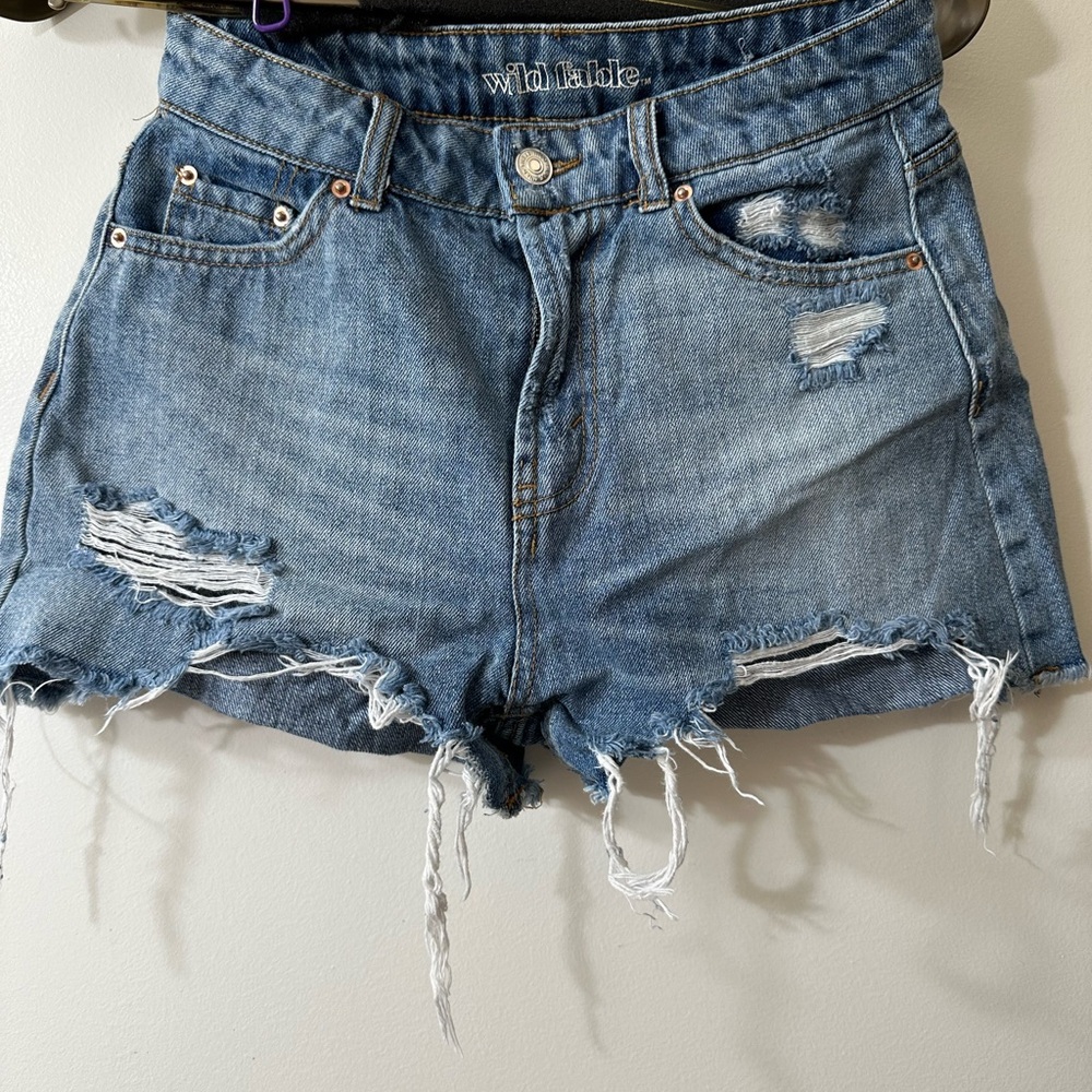 Wild fable denim shorts!